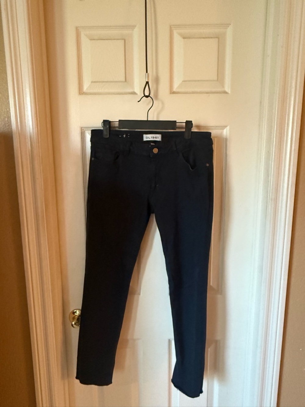 DL1961 Blue Ankle Jeans - Cropped Slim Fit. 30/28